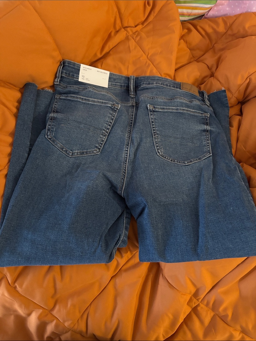 NWT AE kick Boot crop raw hem short- Next level Stretch - Picture 3 of 9